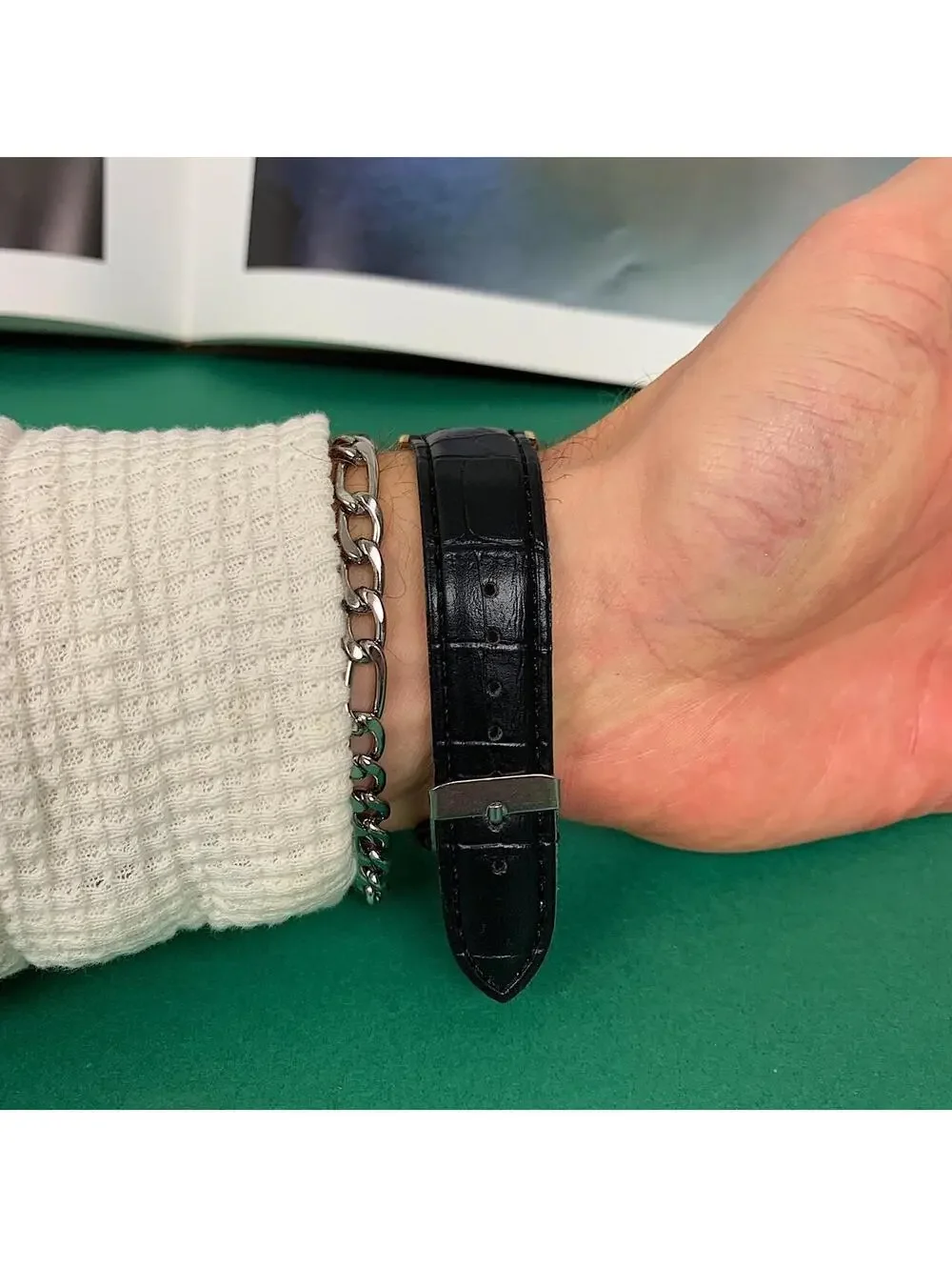 Minimalistic Black essential watch. 9 inches length. Is adjustable from 7-9
